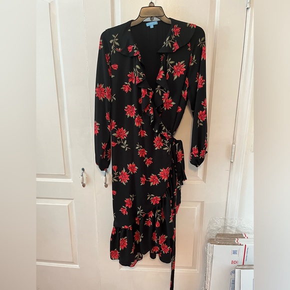 🖤❤️Draper James RSVP black floral wrap dress. Size 1X. EUC. ❤️🖤 - Picture 3 of 3